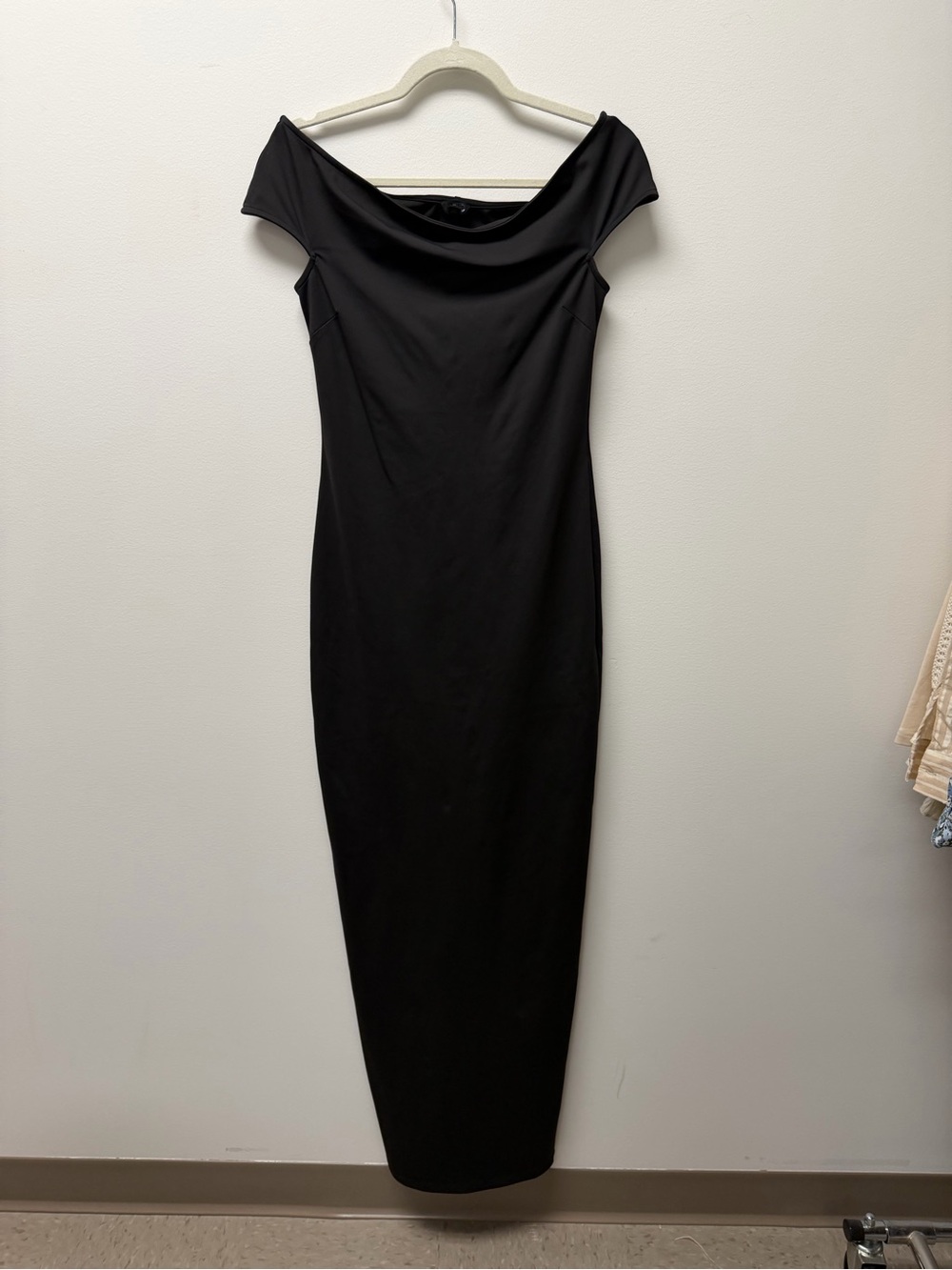 NBD One-Shoulder Black Midi Dress